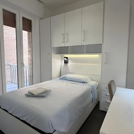 Festa Apartment *